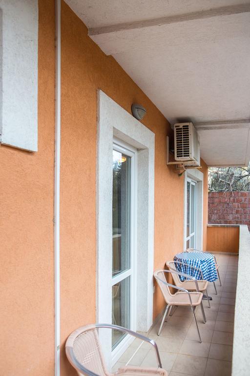 Villa Nadezda Petrovac Luaran gambar