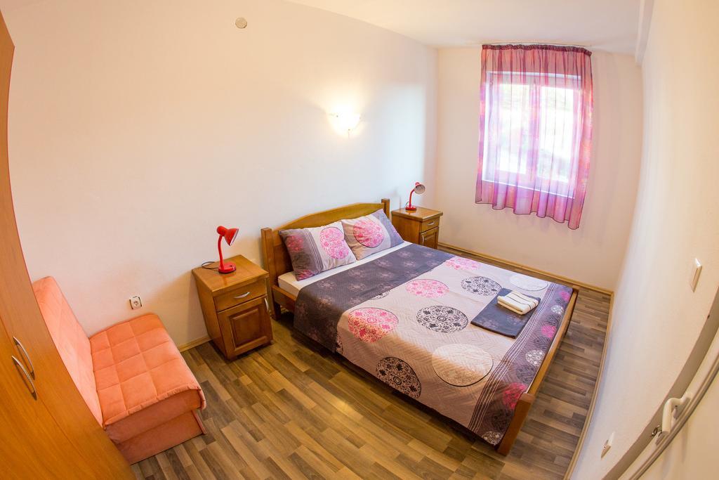 Villa Nadezda Petrovac Luaran gambar