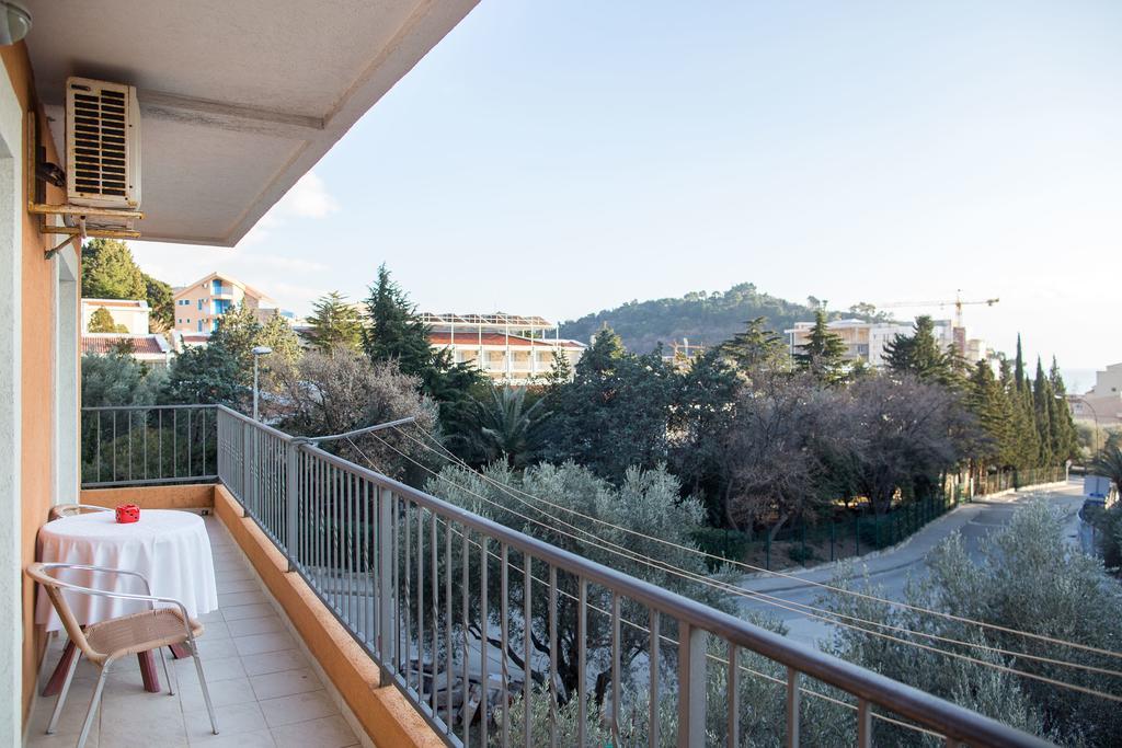 Villa Nadezda Petrovac Luaran gambar